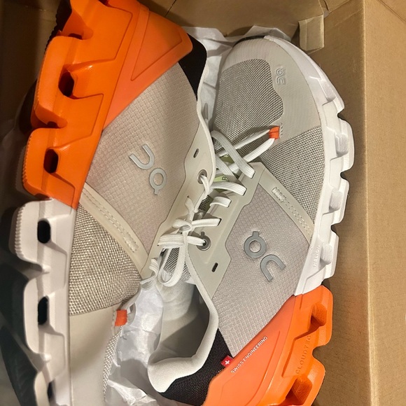 ❤️❤️❤️ON Running Sand Flame Cloud Flyer 4 - Picture 6 of 8